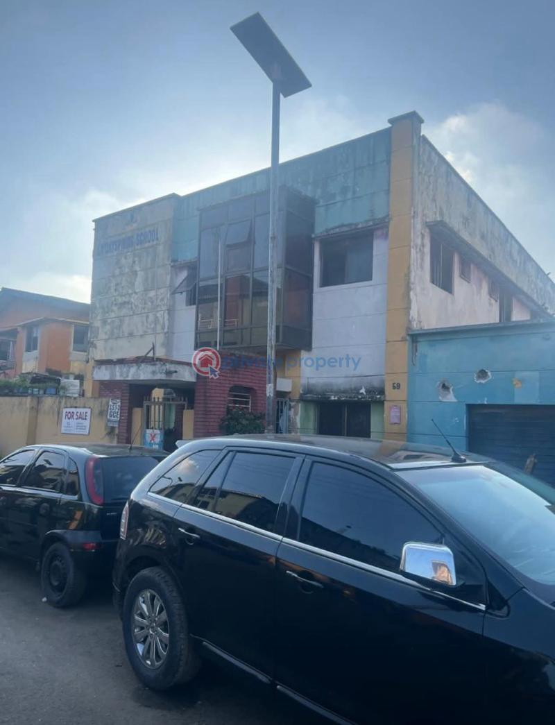 5 bedroom House For Sale Surulere Lagos - 1