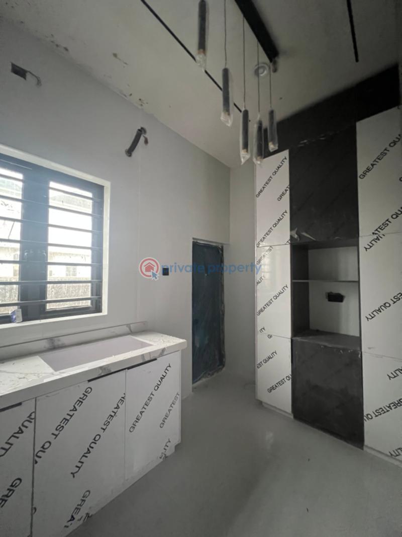 4 bedroom Semi detached Duplex For Sale Orchid Rd Oral Estate Lekki Lagos - 4
