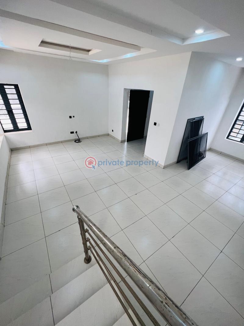 4 bedroom Duplex For Sale Orchid Road Lafiaji Lekki Lagos - 11