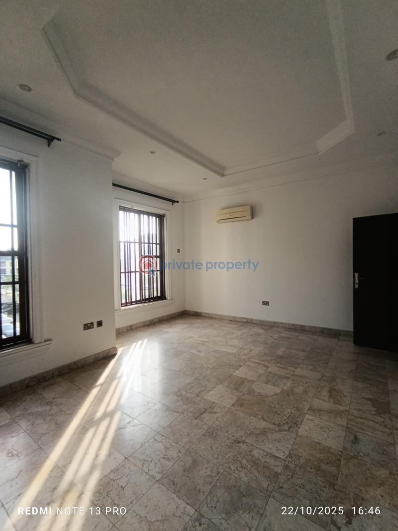3 bedroom Block Of Flats For Rent Banana 🍌 Island Ikoyi Lagos. Banana Island Ikoyi Lagos - 16