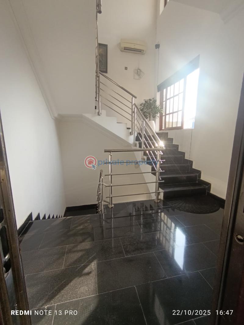 3 bedroom Block Of Flats For Rent Banana 🍌 Island Ikoyi Lagos. Banana Island Ikoyi Lagos - 21