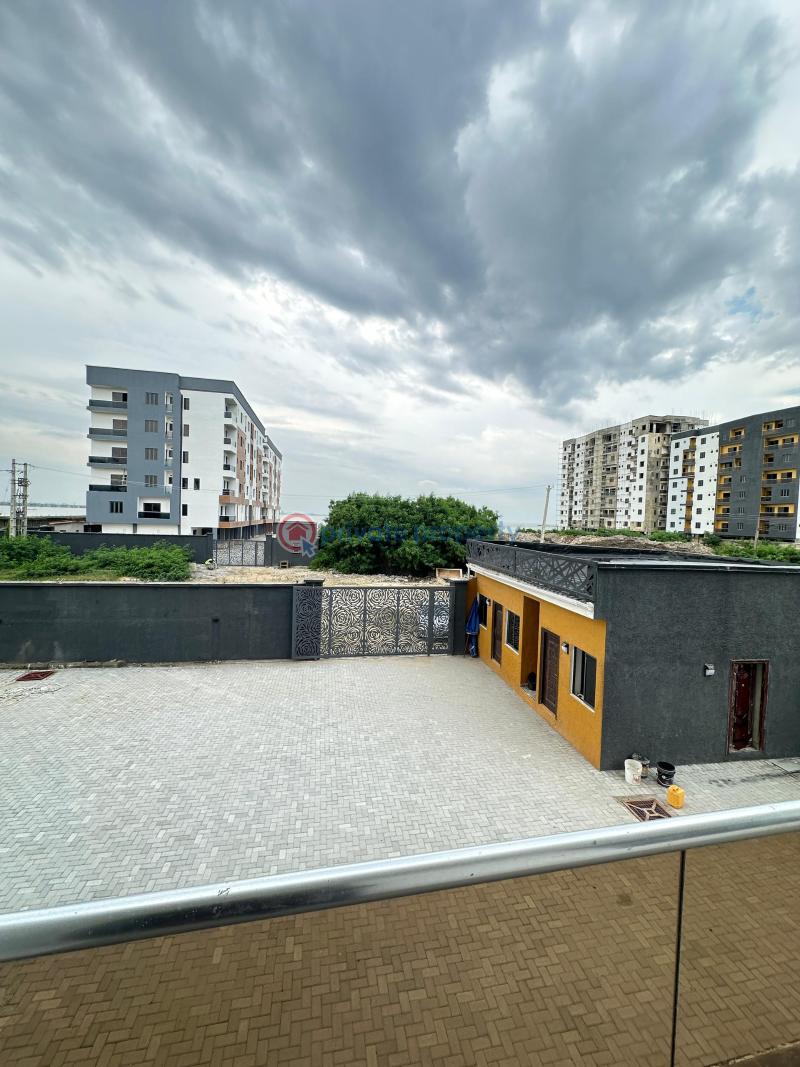 Well built spacious 3 bedroom maisonette with bq - 12 3 bedroom Maisonette For Sale Osborne Foreshore Estate Ikoyi Lagos - 12