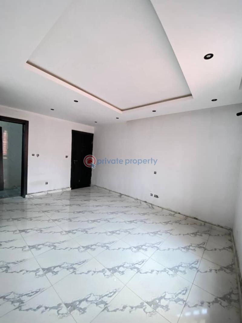 2 bedroom Block Of Flats For Sale Ikate Elegushi Lekki Lagos - 2