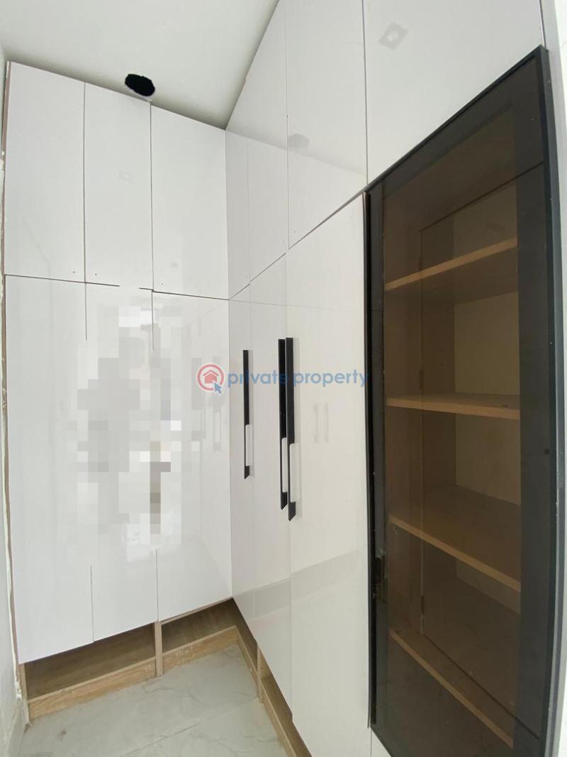 2 bedroom Flat & Apartment For Sale Lekki Phase 1 Lagos - 10