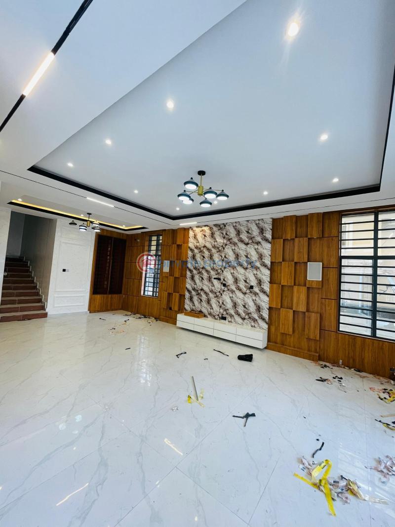 5 bedroom Detached Duplex For Sale Chevron Drive Lekki Lagos - 1