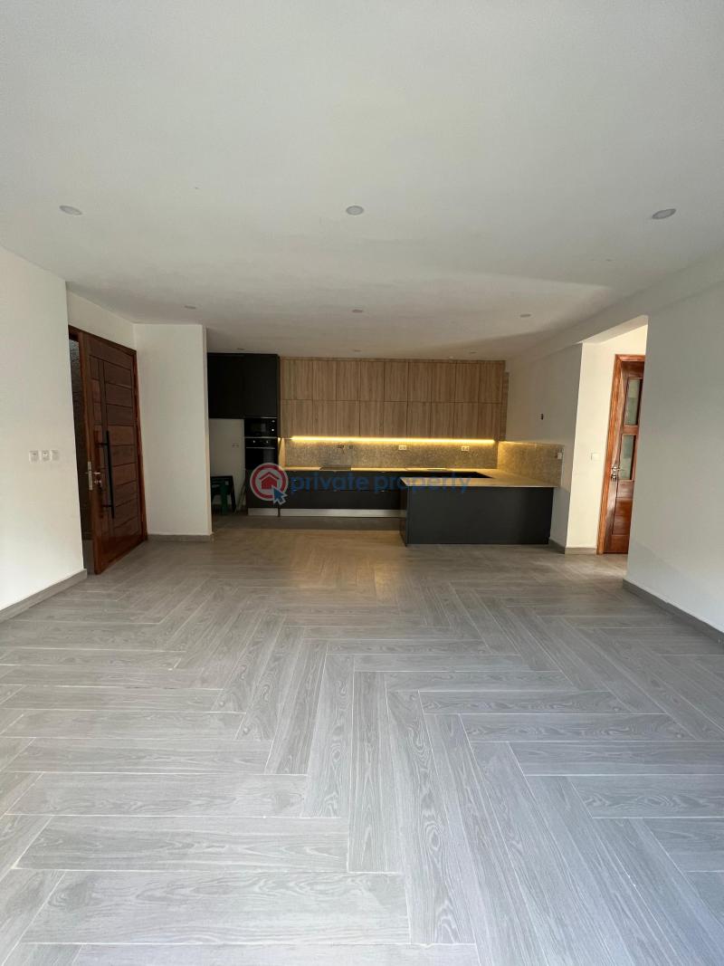 Well detailed apartments with a gym, elevator and swimming pool - 4 2 bedroom Block Of Flats For Sale Ikate Elegushi Lekki Lagos - 4