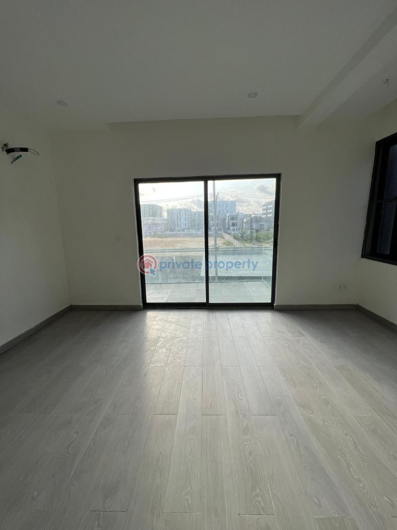 Well detailed apartments with a gym, elevator and swimming pool - 9 2 bedroom Block Of Flats For Sale Ikate Elegushi Lekki Lagos - 9