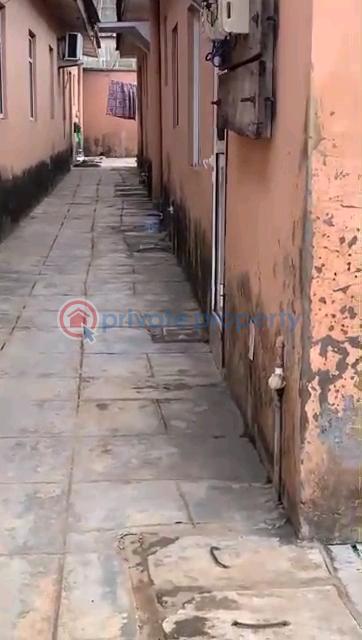 Bungalow For Sale Meiran Enyo Axis ,lagos Abule Egba Lagos - 5