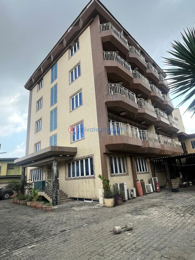 Hotel For Rent Onipanu Shomolu Lagos - 6