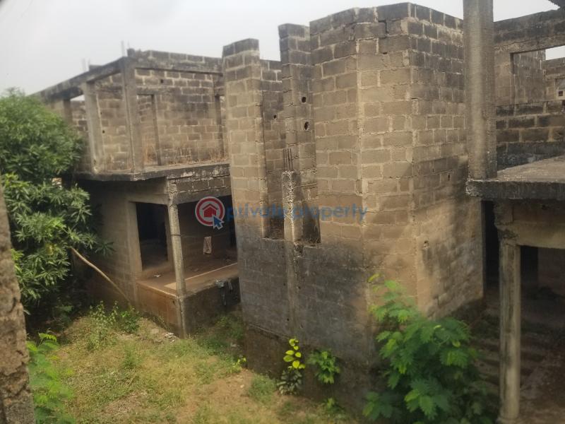 8 bedroom Detached Duplex For Sale Obasanjo Presidential Hill Top Abeokuta. Oke Mosan Abeokuta Ogun - 16