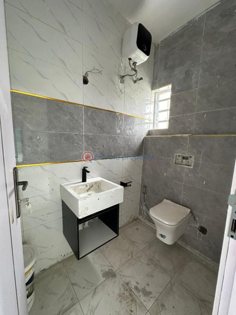2 bedroom Self Contain For Sale Ikate Elegushi Lekki Lagos - 2