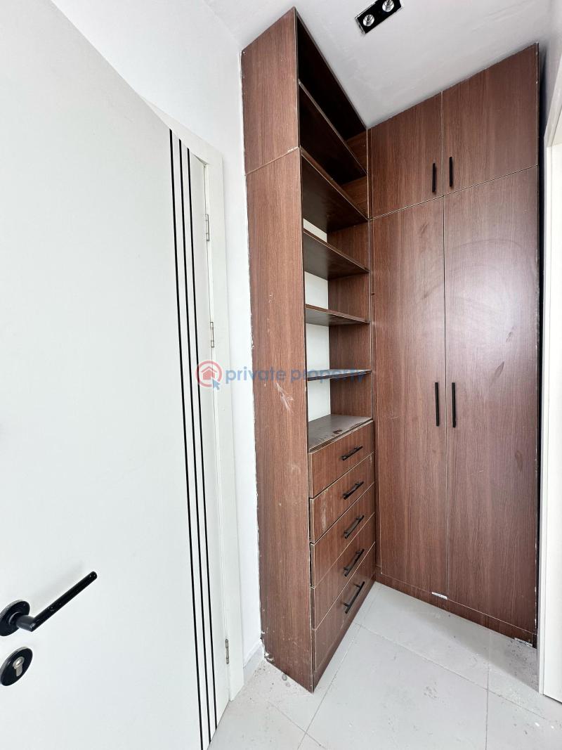2 bedroom Flat & Apartment For Sale Ologolo Lekki Lagos - 2