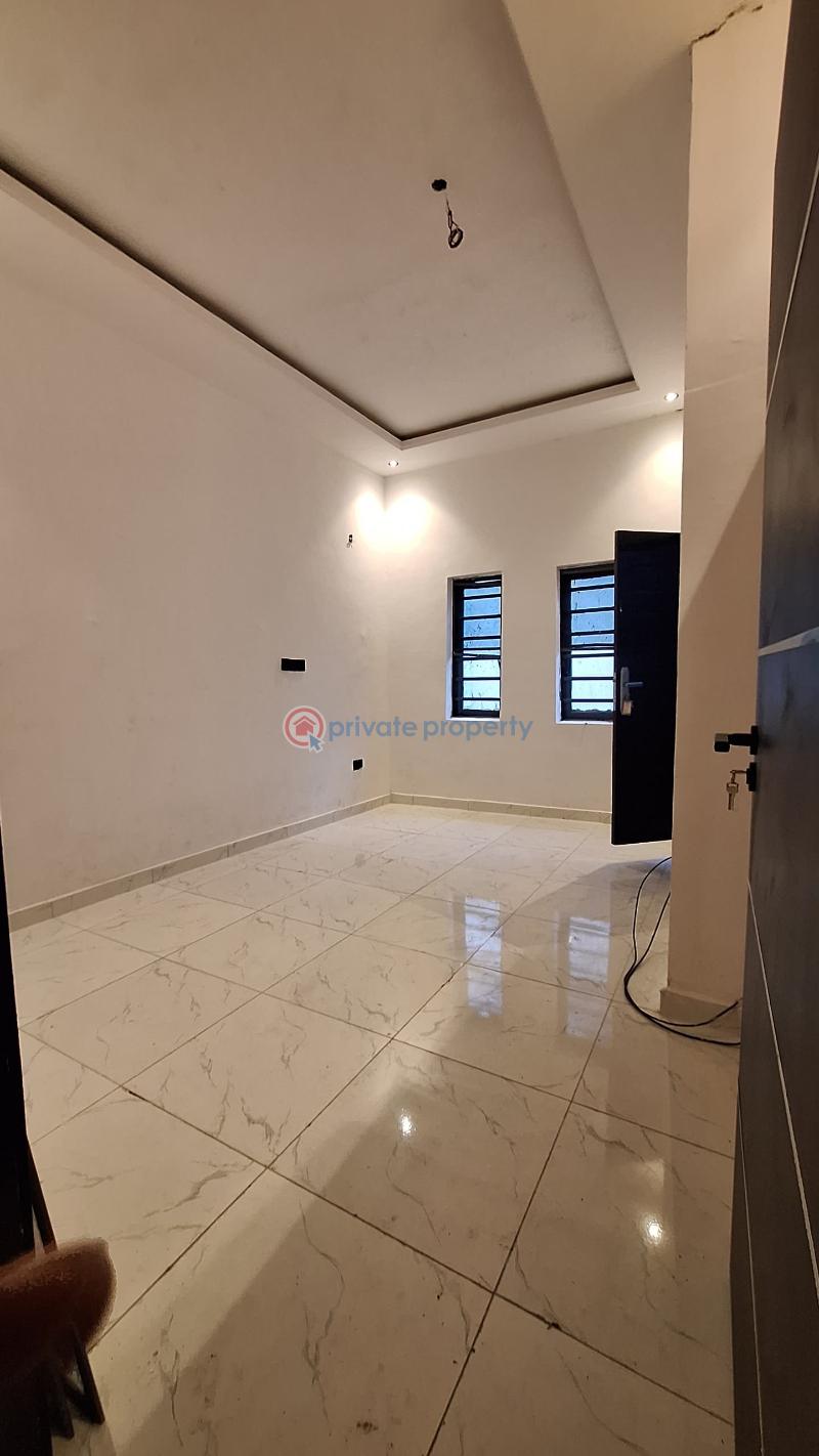 2 bedroom Flat & Apartment For Sale Atlantic Nominee Estate Ajah Lagos - 6