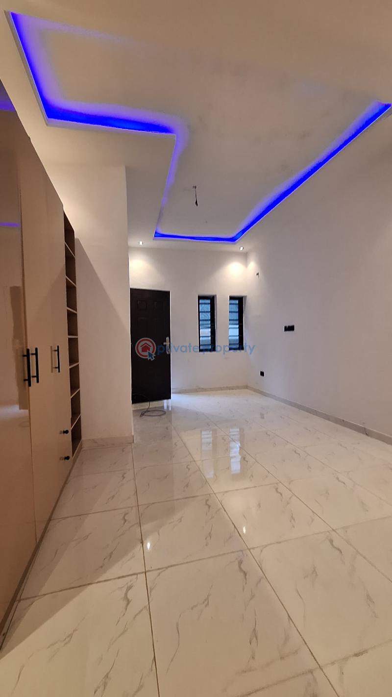 2 bedroom Flat & Apartment For Sale Atlantic Nominee Estate Ajah Lagos - 9