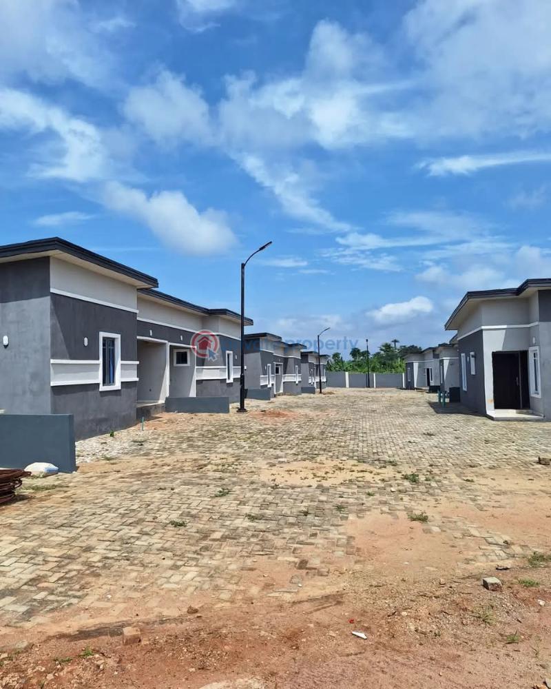 3 bedroom Bungalow For Sale Queens Homes, Mowe Mowe Ogun area  - 2