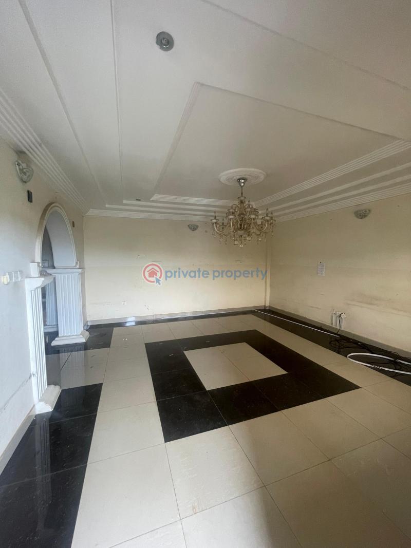 Well finished 3-bedroom flat on the second floor available for rent - 4 3 bedroom Block Of Flats For Rent Gishiri, Katampe Main Abuja Phase 2  - 4