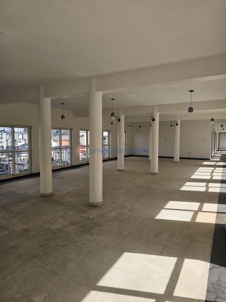 3 bedroom Block Of Flats For Rent Oniru Victoria Island Lagos - 2