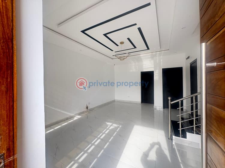 4 bedroom Semi detached Duplex For Sale Chevron Drive Lekki Lagos - 1