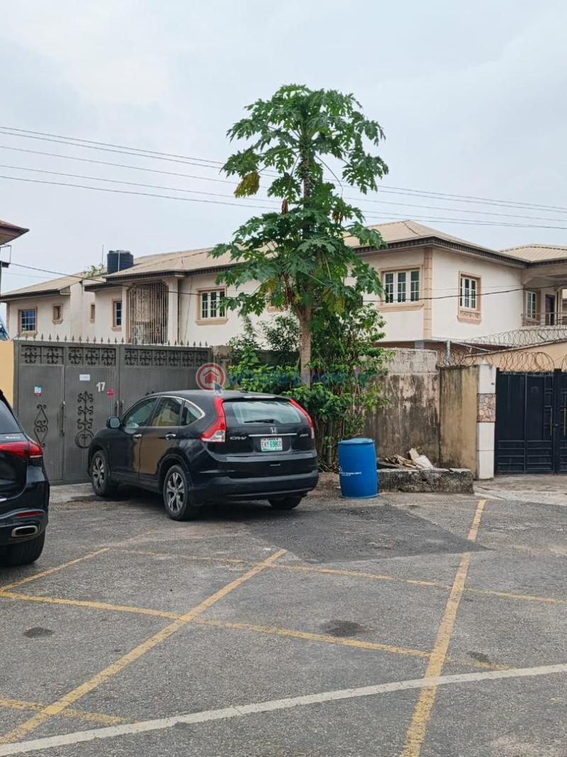 4 bedroom Semi detached Duplex For Sale Magodo Brooks Estate, Cmd Road Ikeja Lagos - 1