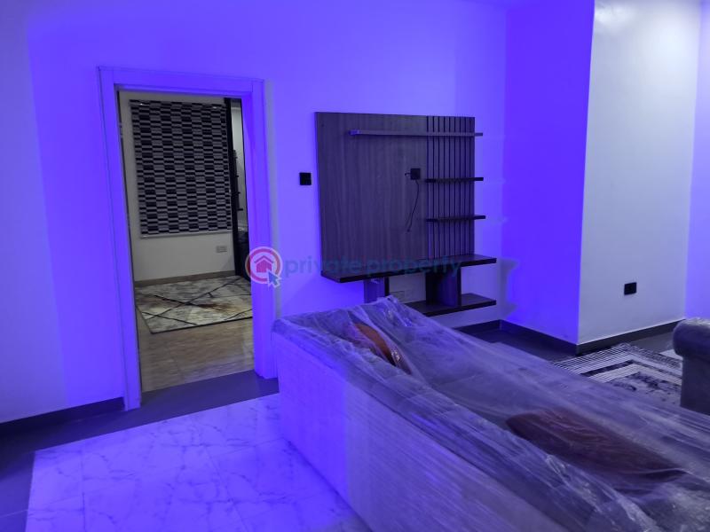 4 bedroom Semi detached Duplex For Sale In The Heart Of Maryland, Onigbongbo Area. Maryland Lagos - 10