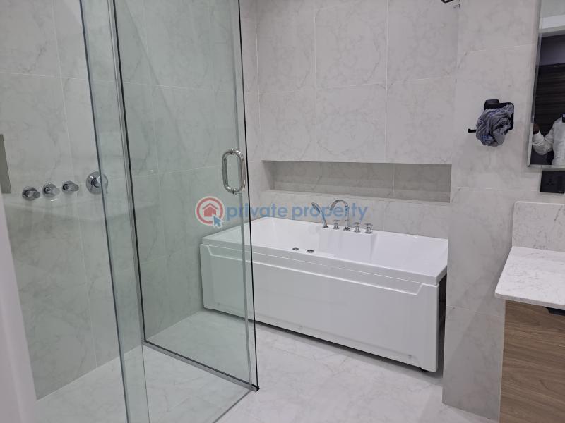 4 bedroom Semi detached Duplex For Sale In The Heart Of Maryland, Onigbongbo Area. Maryland Lagos - 7