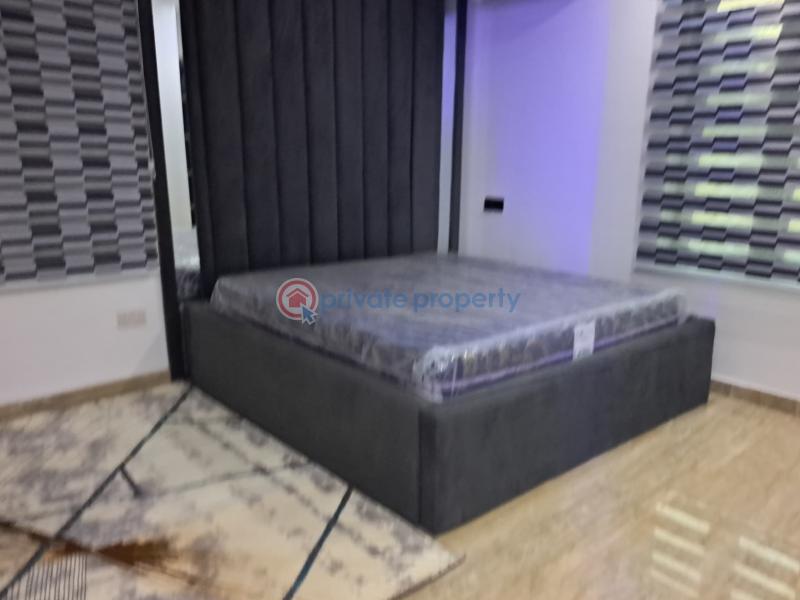 4 bedroom Semi detached Duplex For Sale In The Heart Of Maryland, Onigbongbo Area. Maryland Lagos - 12