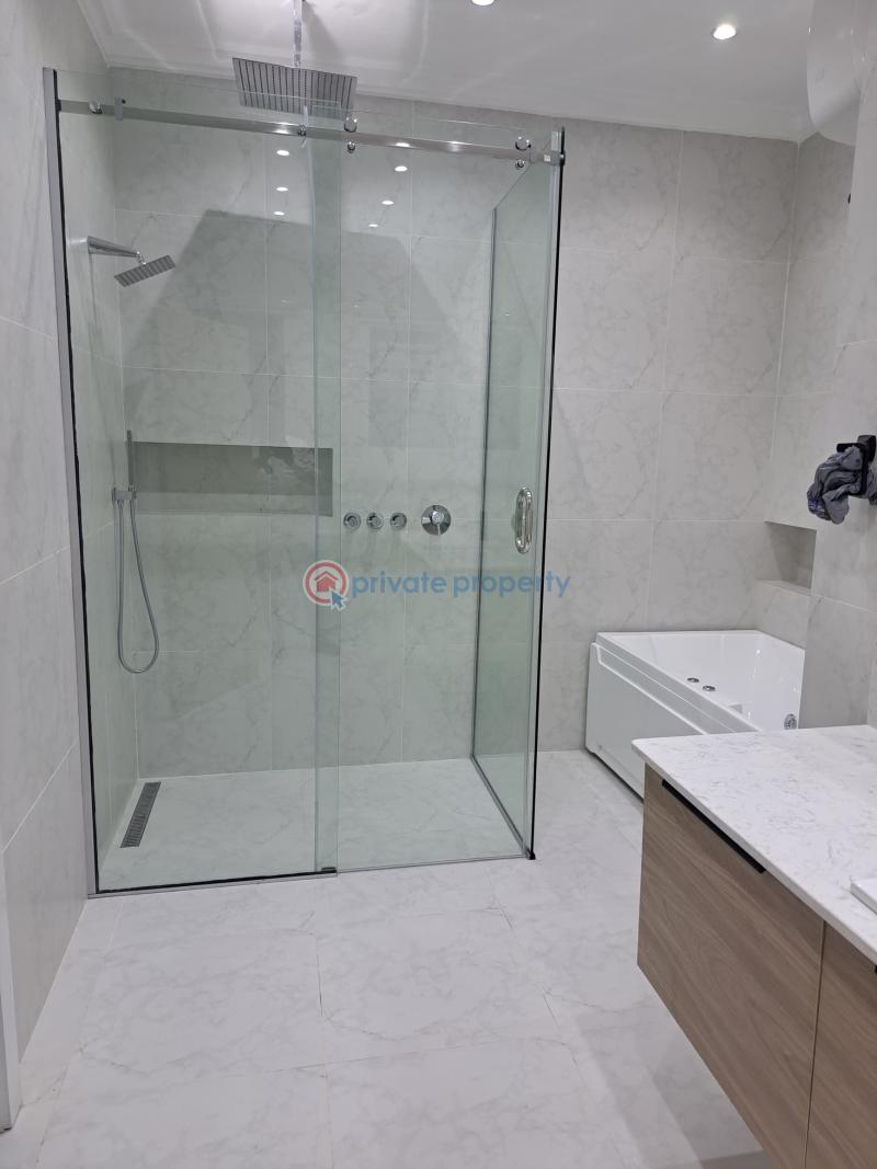 4 bedroom Semi detached Duplex For Sale In The Heart Of Maryland, Onigbongbo Area. Maryland Lagos - 8