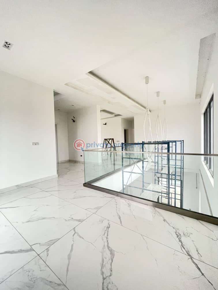 House For Sale Osapa Lekki Lagos - 18