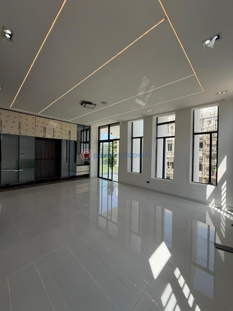 5 bedroom Duplex For Sale Chevron Drive Lekki Lagos - 1