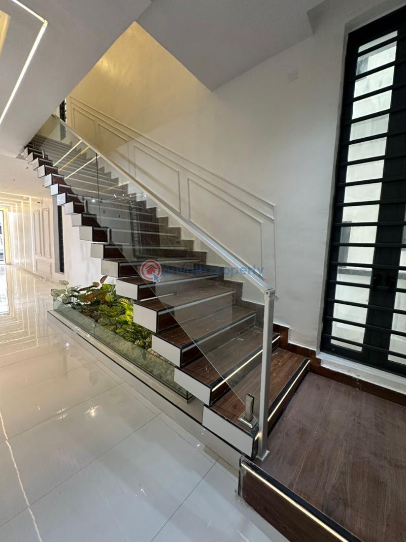 5 bedroom Duplex For Sale Ajah Lagos - 2