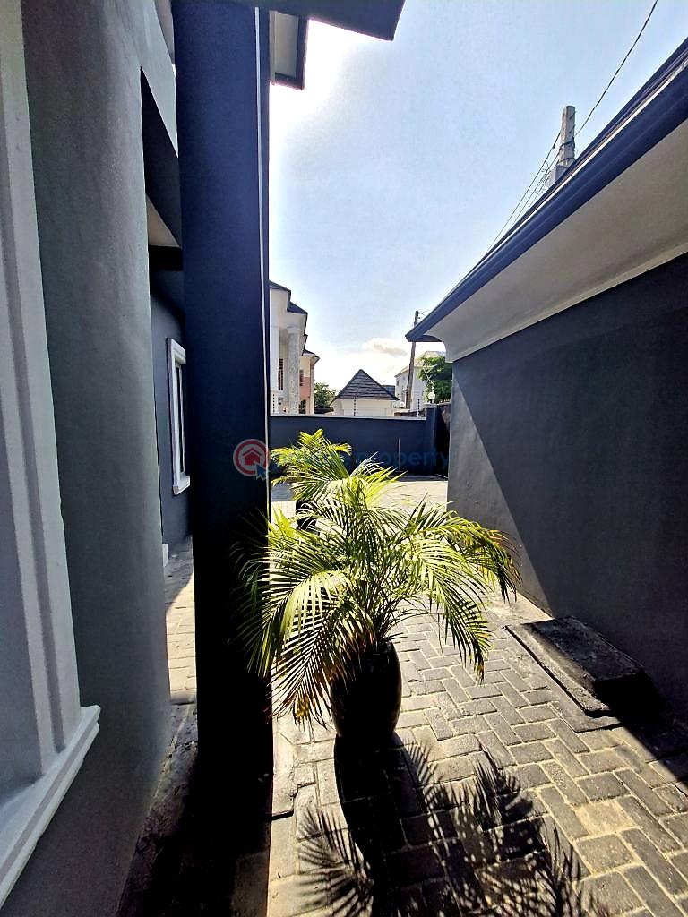 Well finished 5 bedroom fully detached duplex with bq. - 15 5 bedroom Detached Duplex For Sale Opp Ikate, Ilasan Lekki Lagos - 15