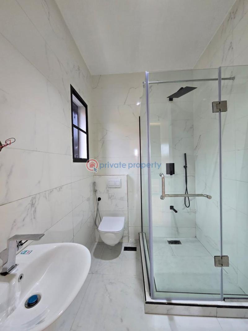 5 bedroom Detached Duplex For Sale Lekki Phase 1 Proper Lekki Phase 1 Lagos - 9