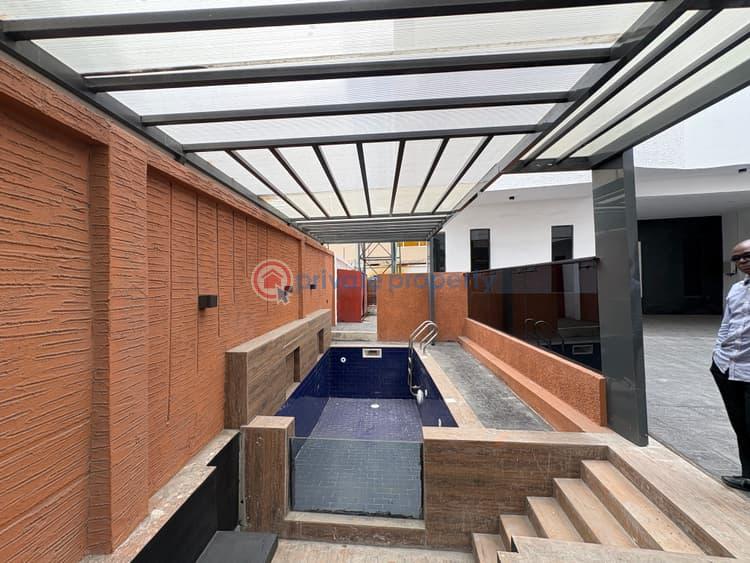 5 bedroom Semi detached Duplex For Sale Osapa Lekki Lagos - 19