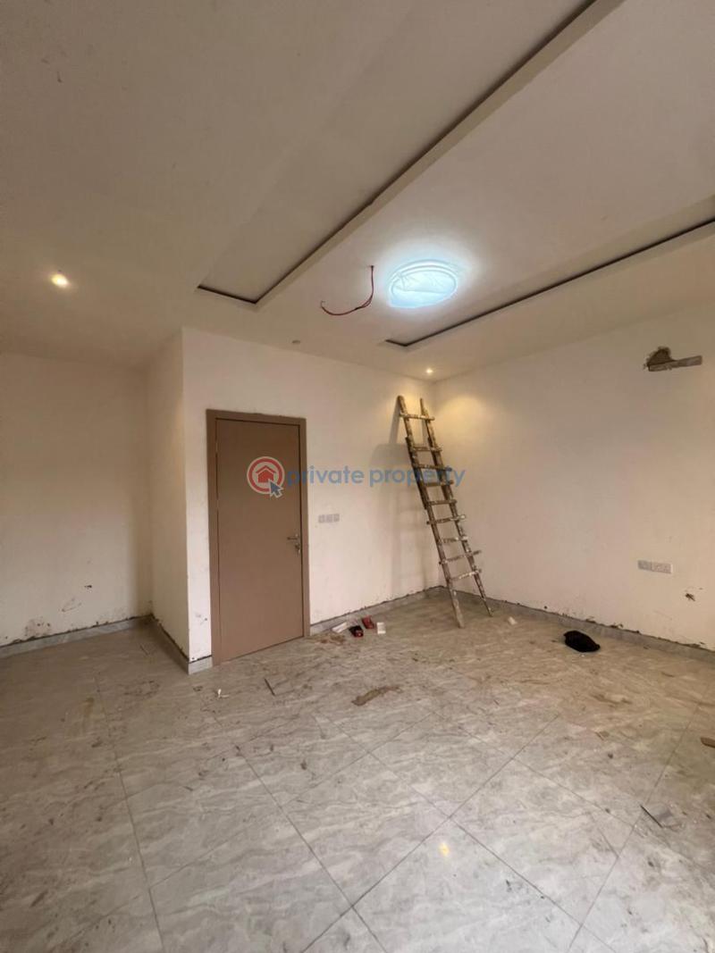 5 bedroom Detached Duplex For Sale Surulere Lagos - 1