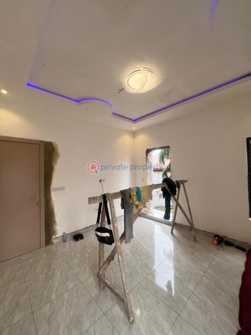 5 bedroom Detached Duplex For Sale Surulere Lagos - 5