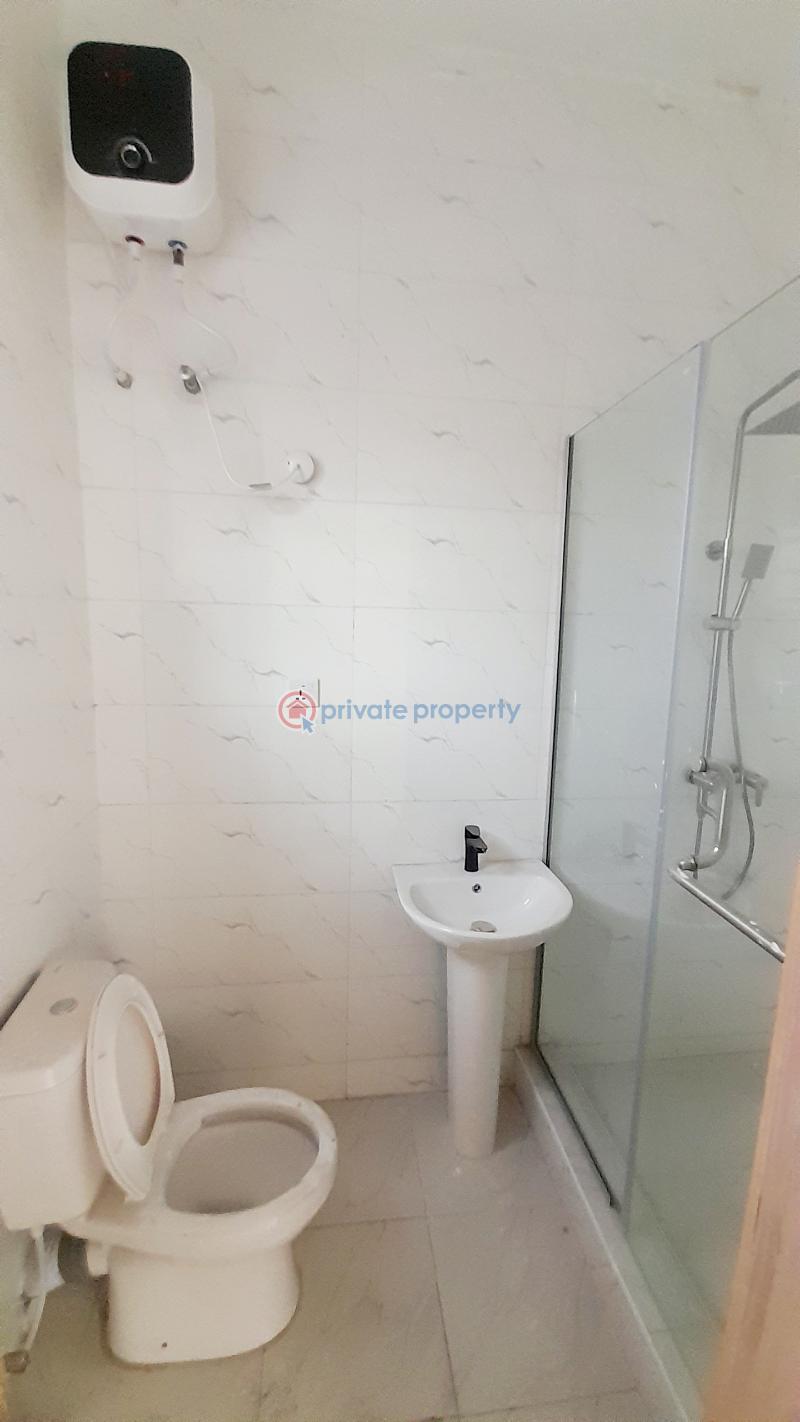 Well finished 5 spacious bedroom fully detached duplex - 26 5 bedroom Detached Duplex For Sale Chevy View Estate, Chevron Chevron Drive Lekki Lagos - 26