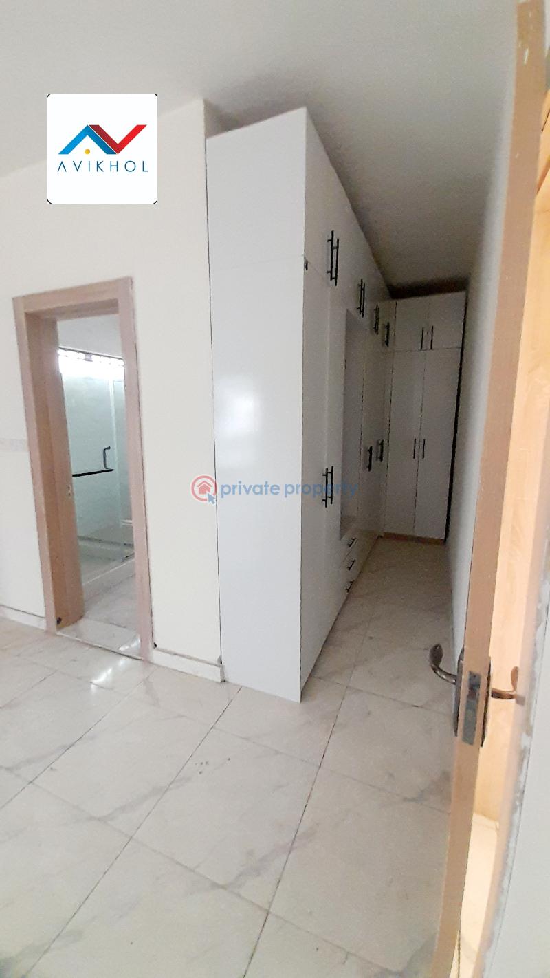 Well finished 5 spacious bedroom fully detached duplex - 30 5 bedroom Detached Duplex For Sale Chevy View Estate, Chevron Chevron Drive Lekki Lagos - 30