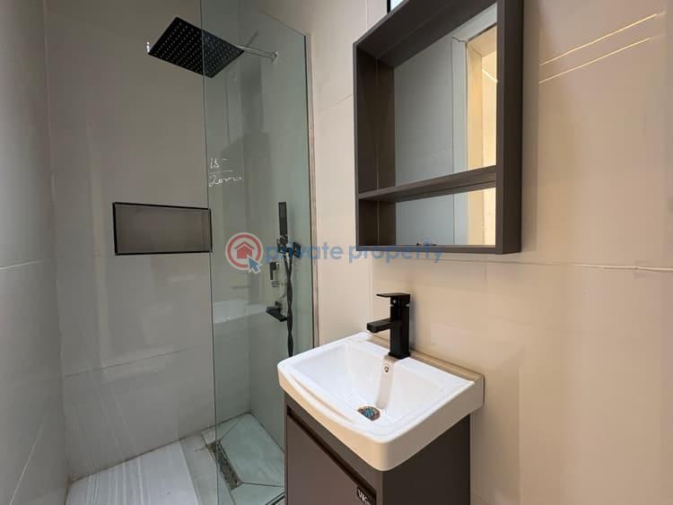 5 bedroom Semi detached Duplex For Sale Osapa Lekki Osapa London Lekki Lagos - 2