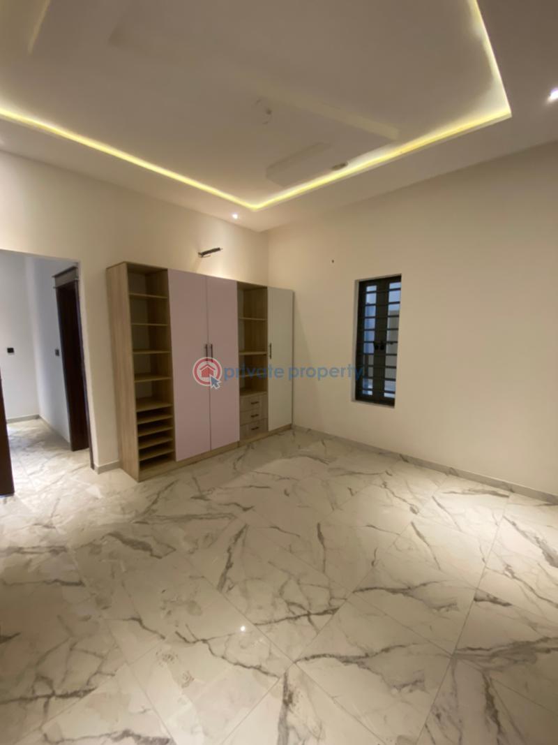 6 bedroom Detached Duplex For Sale Ikate Elegushi Lekki Lagos - 9