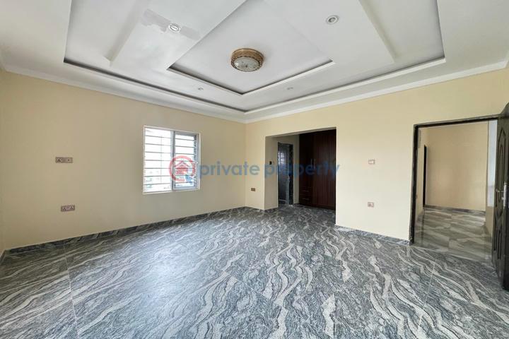 Well finished and spacious 4 bedrooms detached duplex with bq - 22 4 bedroom Detached Duplex For Sale Alalubosa Ibadan Oyo - 22