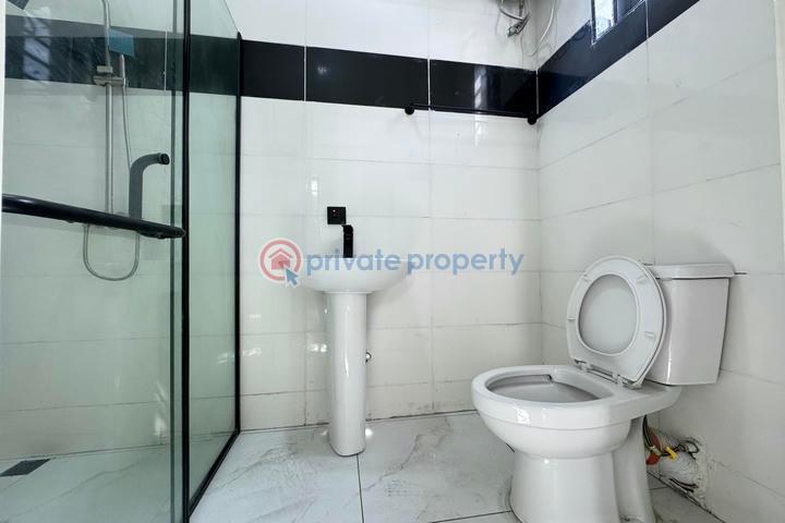 Well finished and spacious 4 bedrooms detached duplex with bq - 26 4 bedroom Detached Duplex For Sale Idado Lekki Lagos - 26