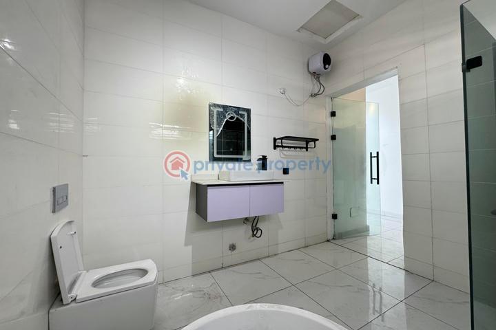 Well finished and spacious 4 bedrooms detached duplex with bq - 19 4 bedroom Detached Duplex For Sale Idado Lekki Lagos - 19