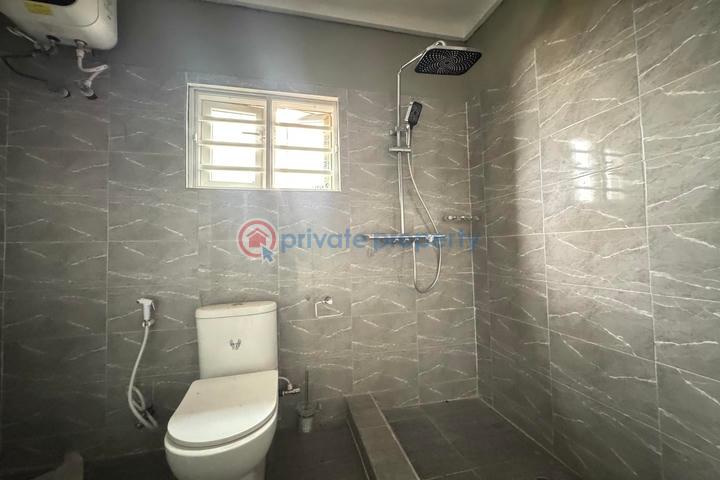 Well finished and spacious 4 bedrooms detached duplex with bq - 25 4 bedroom Detached Duplex For Sale Alalubosa Ibadan Oyo - 25