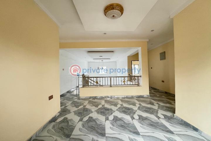 Well finished and spacious 4 bedrooms detached duplex with bq - 12 4 bedroom Detached Duplex For Sale Alalubosa Ibadan Oyo - 12