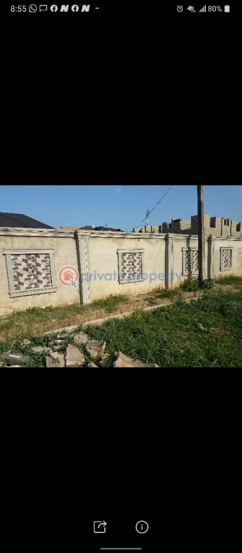 Well-finished block of 4 flats, 3 bedrooms each pop ceiling - 2 3 bedroom Block Of Flats For Sale Bako Estate, Owode Onirin Kosofe/Ikosi Lagos - 2