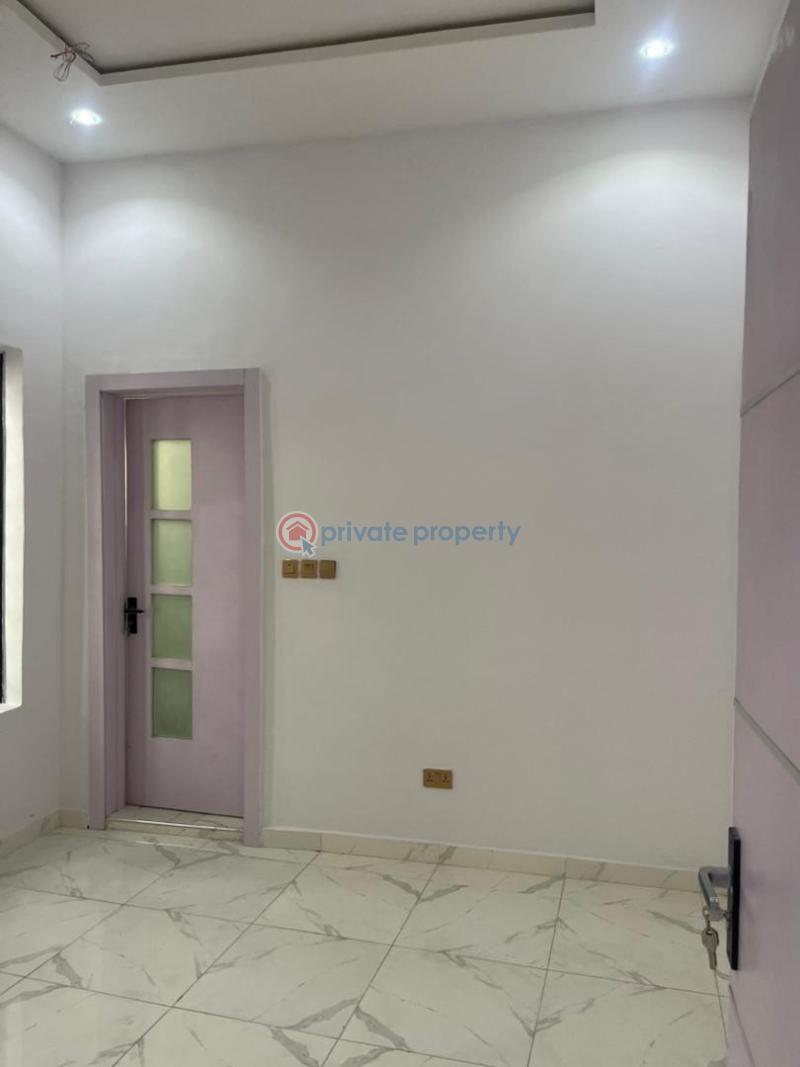 Semi detached Duplex For Sale Lekki Phase 2 Lagos - 7