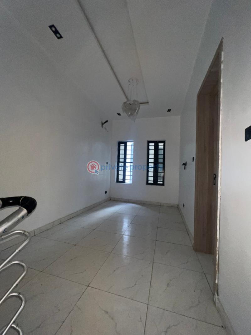 4 bedroom Semi detached Duplex For Sale Orchid Rd Oral Estate Lekki Lagos - 8