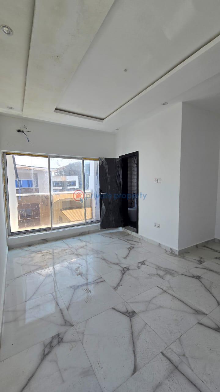 2 bedroom Block Of Flats For Rent Cyberville Estate, Ikate (lagos Calabar Coastal Road) Lekki Lagos - 1