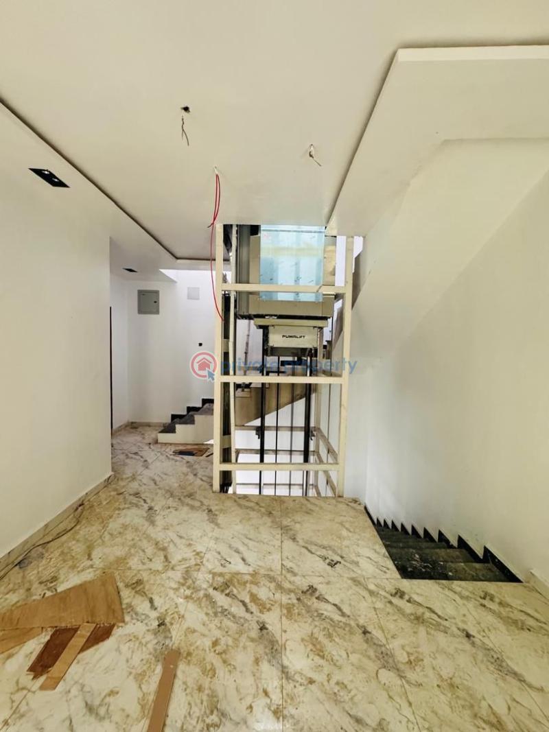 4 bedroom Semi detached Duplex For Sale Parkview Estate Ikoyi Lagos - 0