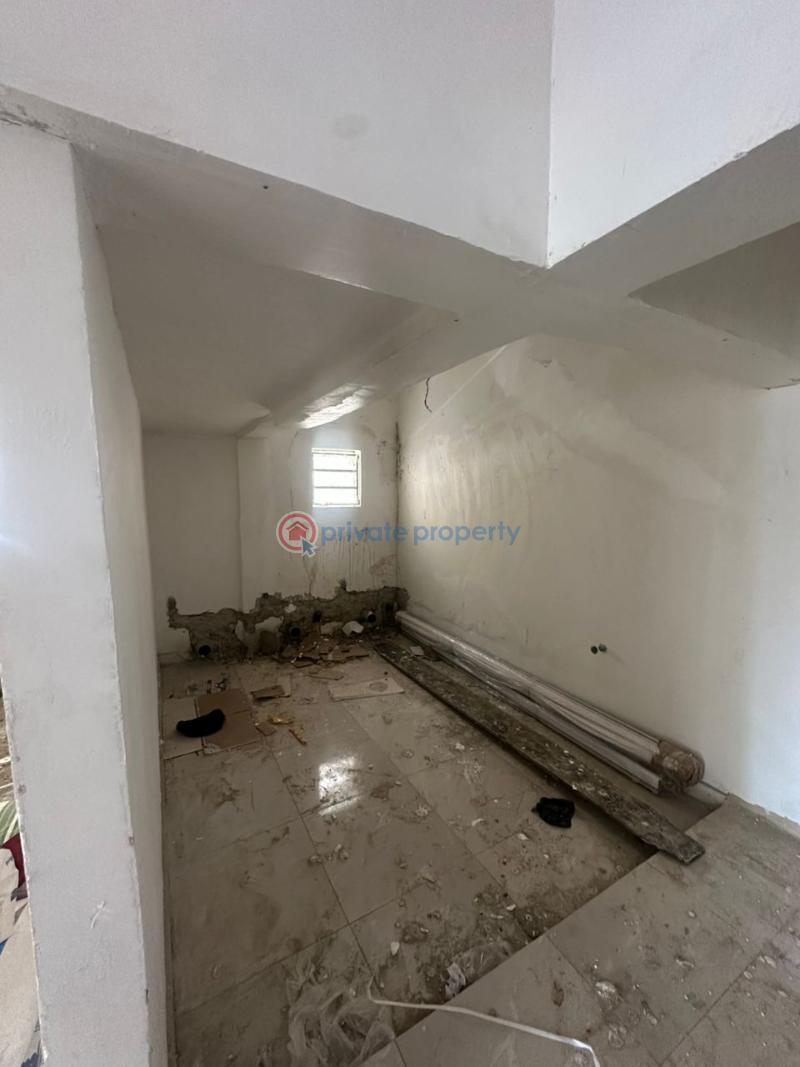 Commercial Property For Rent Lekki Phase 1 Lagos - 4